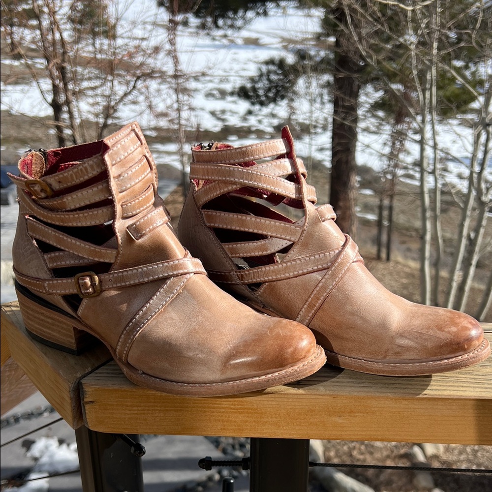 EUC Freebird by Steven Stair Ankle Booties Tan 7